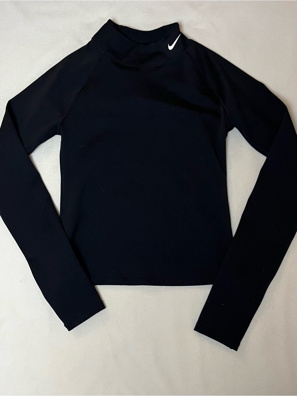 Nike Black Long-Sleeve Mock Neck Performance Top - Picture 2 of 8